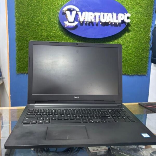 Laptop Dell Latitude 3570 i5-6300U 2.40GHz 8GB DDR4 256GB SSD