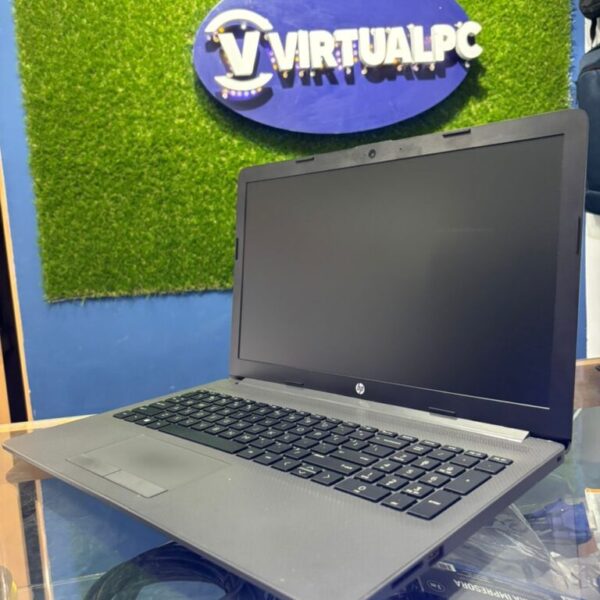 Laptop HP Notebook 255 G7 15.6" HD Athlon Silver 3050U 2.3GHz 8GB 256GB SSD