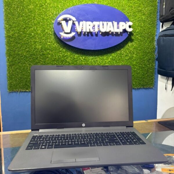 Laptop HP Notebook 255 G7 15.6" HD Athlon Silver 3050U 2.3GHz 8GB 256GB SSD