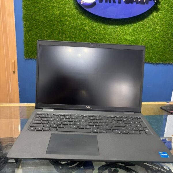Laptop Dell Latitude 3520 15.6" I5-1135G7 16GB DDR4 256GB SSD