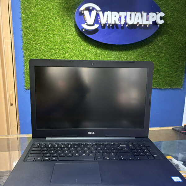 Dell Latitude 3590 15.6" i5-8250U 8 GB RAM 256GB SSD Win11