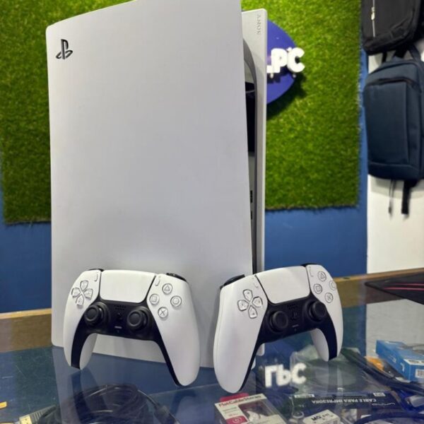 Consola Sony Playstation 5 Slim Digital Edition 825GB + 1 Control (Refurbished Grado A)